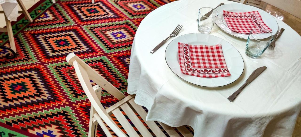 Alojamento de Acomodação e Pequeno-almoço Garden Boutique Tirana